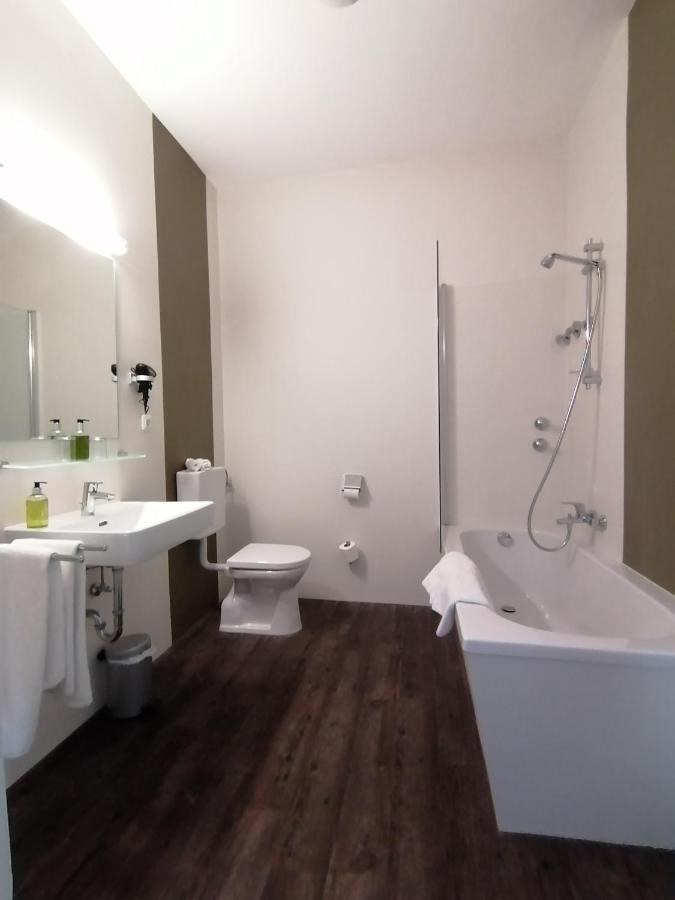 Hotel Wendelstein Rosenheim Bagian luar foto