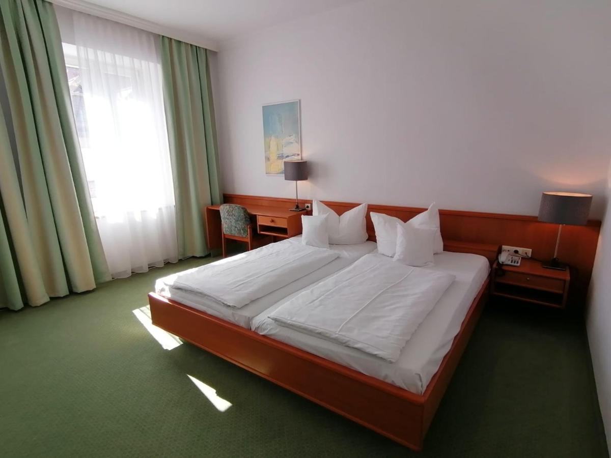 Hotel Wendelstein Rosenheim Bagian luar foto