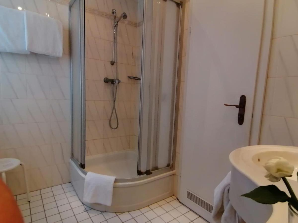 Hotel Wendelstein Rosenheim Bagian luar foto