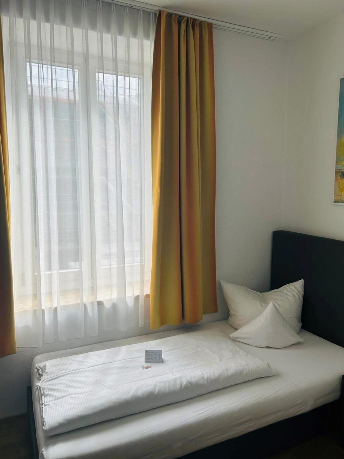 Hotel Wendelstein Rosenheim Bagian luar foto