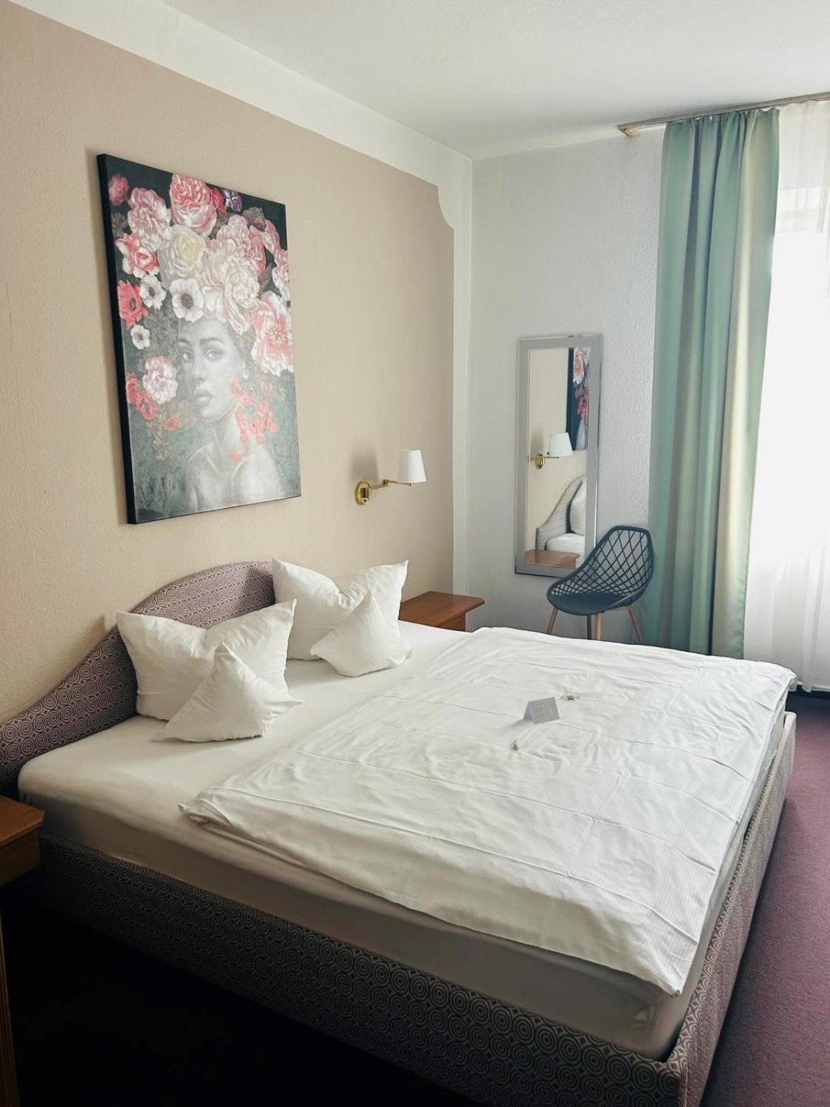 Hotel Wendelstein Rosenheim Bagian luar foto