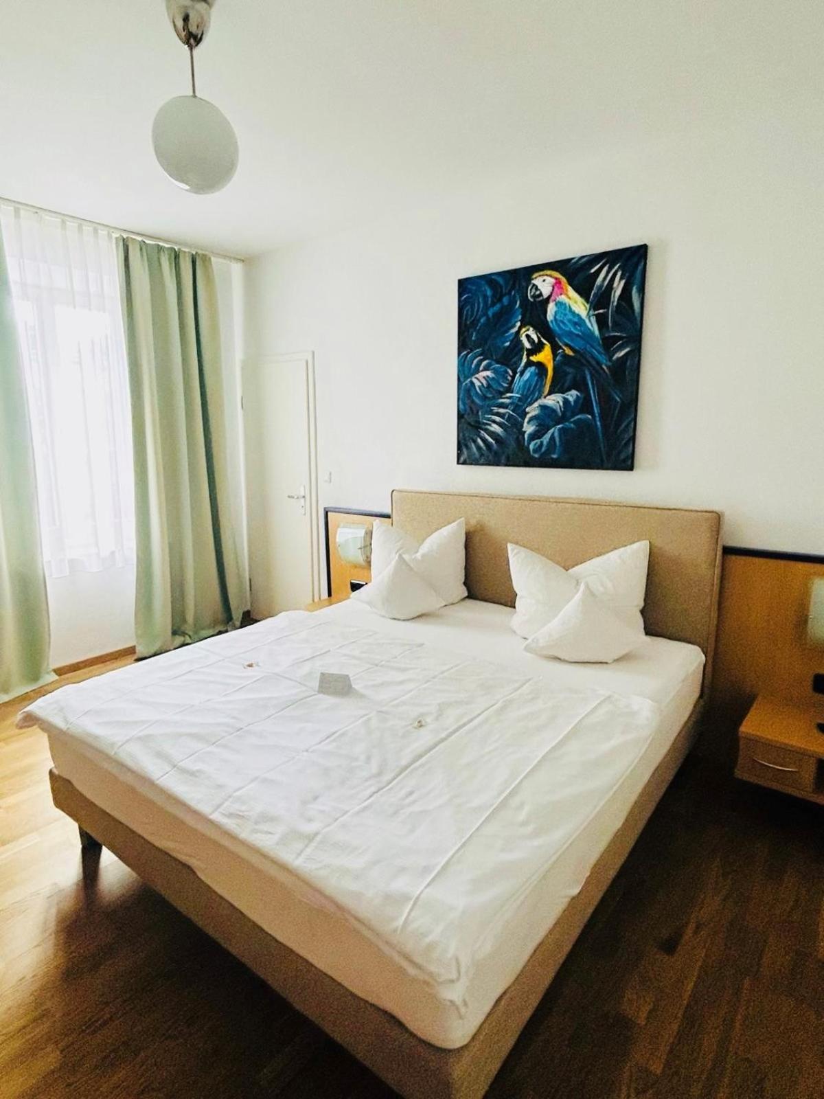Hotel Wendelstein Rosenheim Bagian luar foto