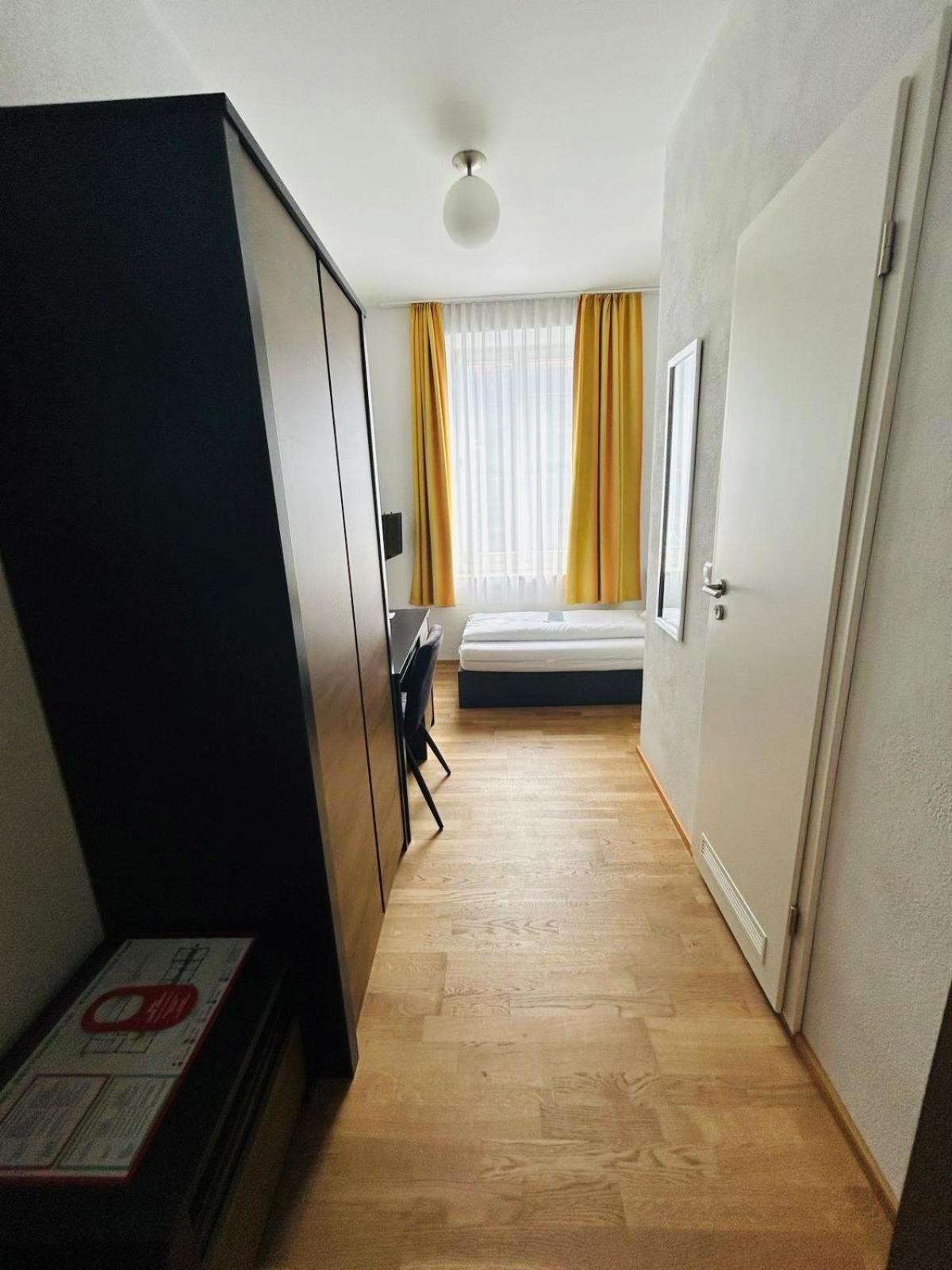 Hotel Wendelstein Rosenheim Bagian luar foto